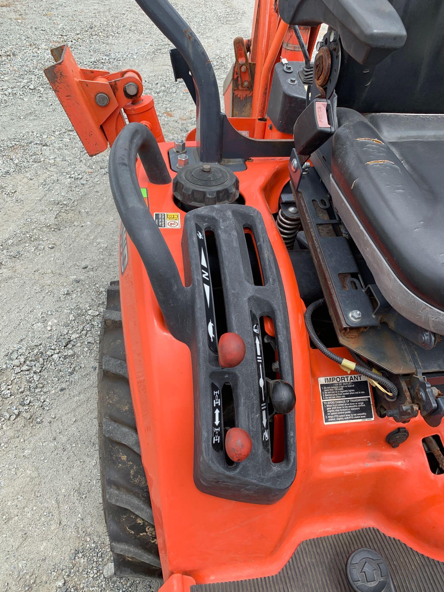 Kubota BX25DLB 4WD Mini Backhoe