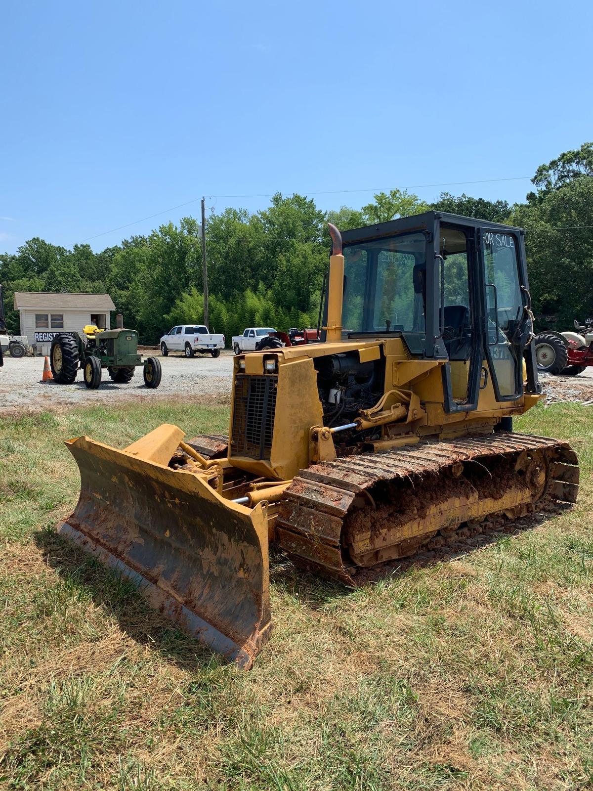 Komatsu D37P-5 Crawler Dozer