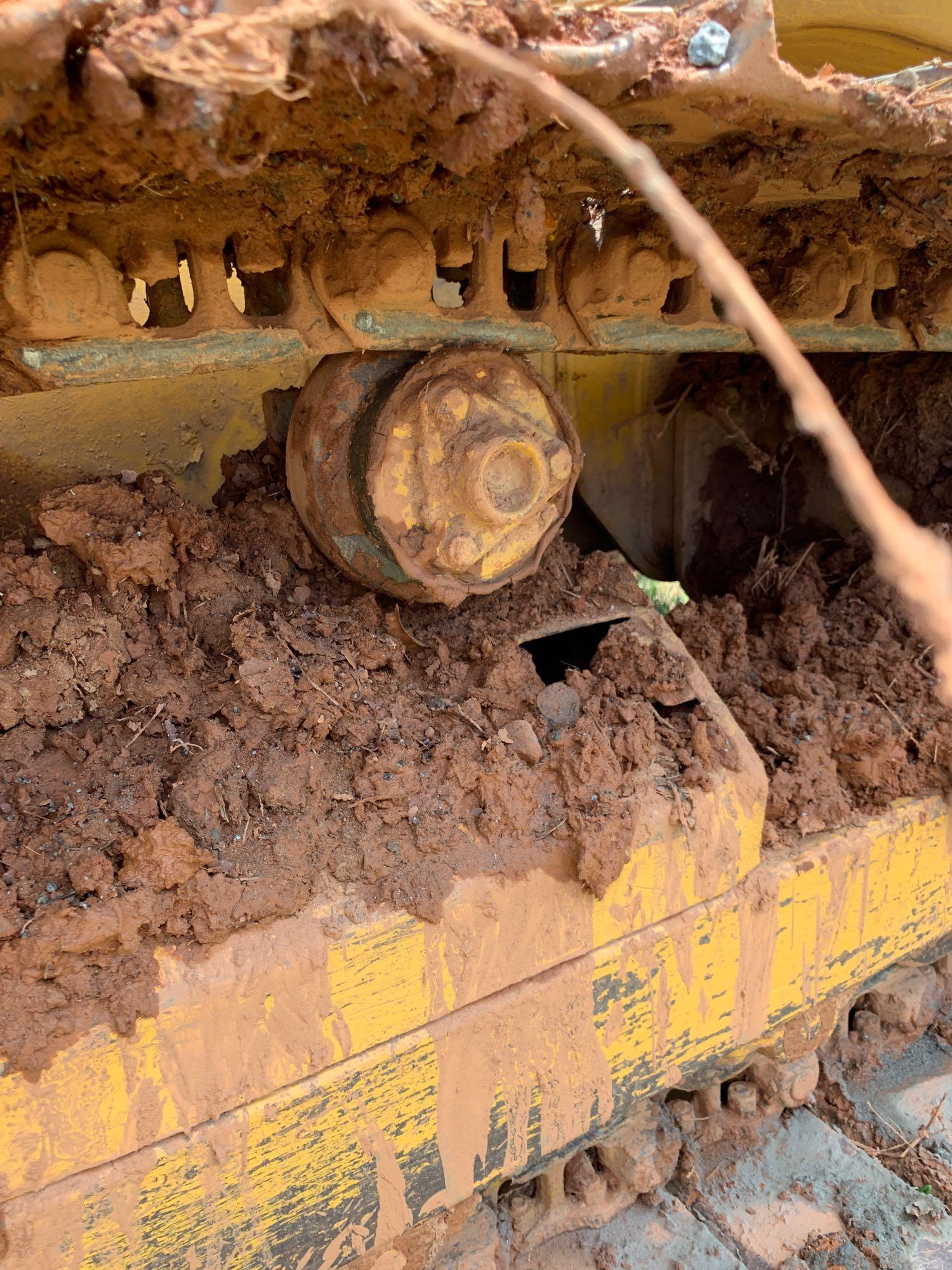 Komatsu D37P-5 Crawler Dozer