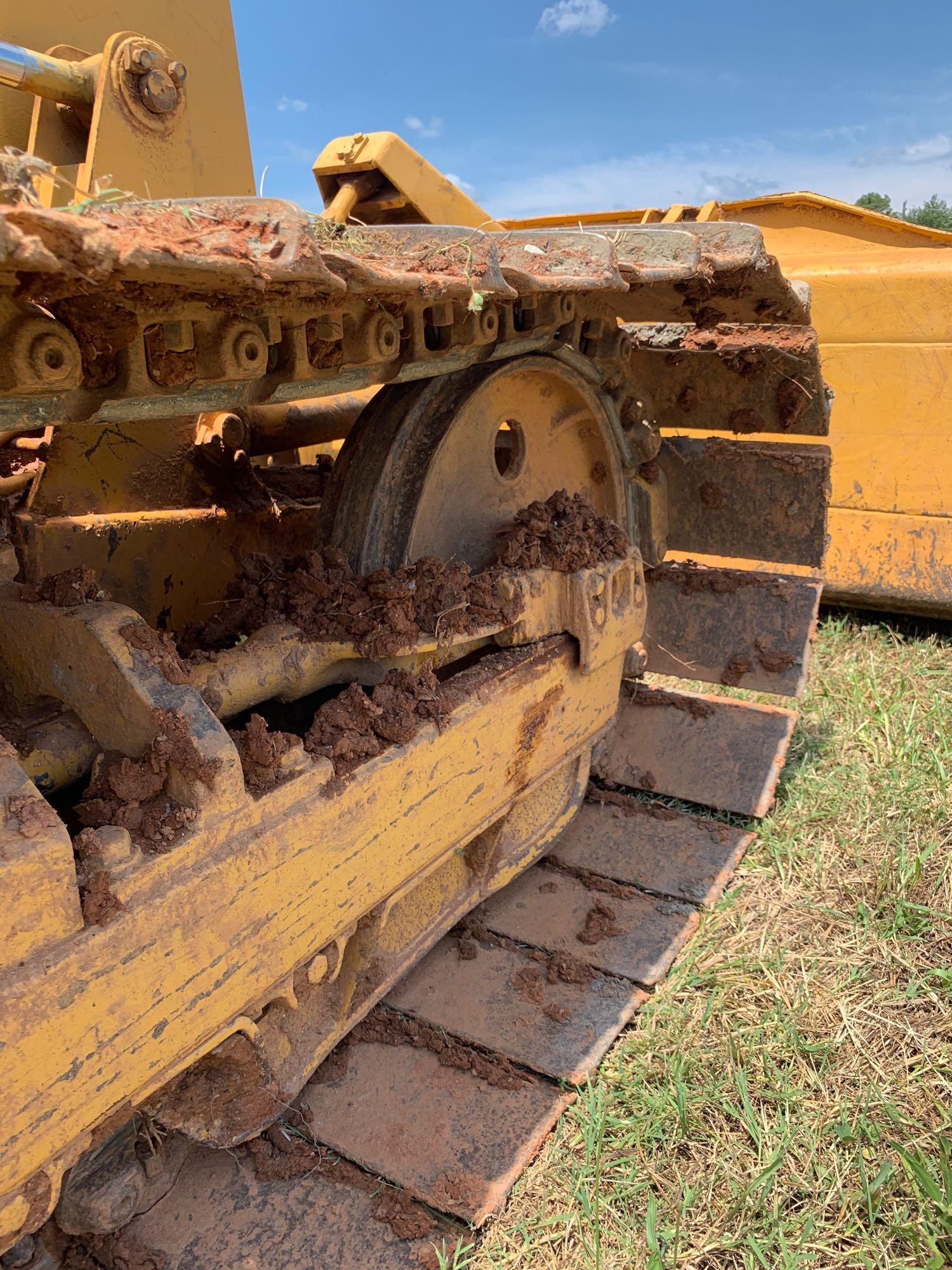 Komatsu D37P-5 Crawler Dozer