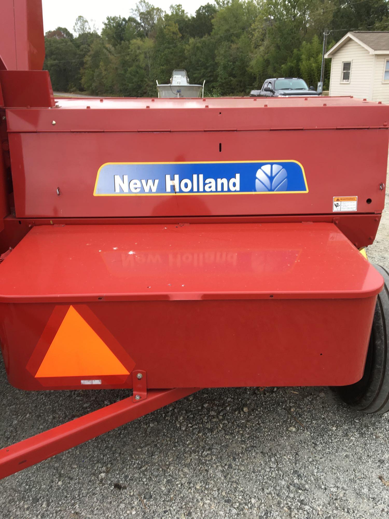 2015 New Holland BC5070 Hayliner Square Baler