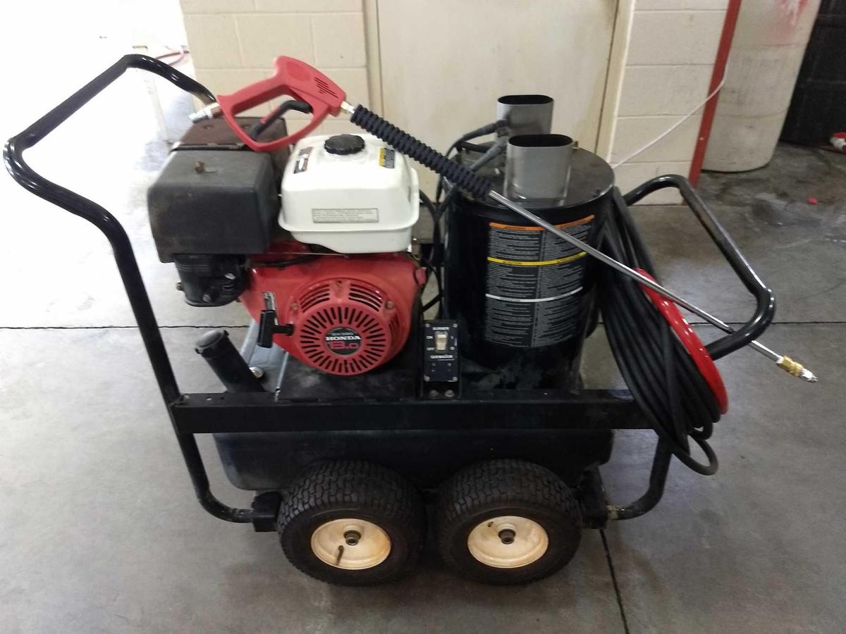 MI-T-M (RECONDITIONED) 3.5 GPM, 3000 PSI, 13HP Oil Fired Hot Water Pressure Washer