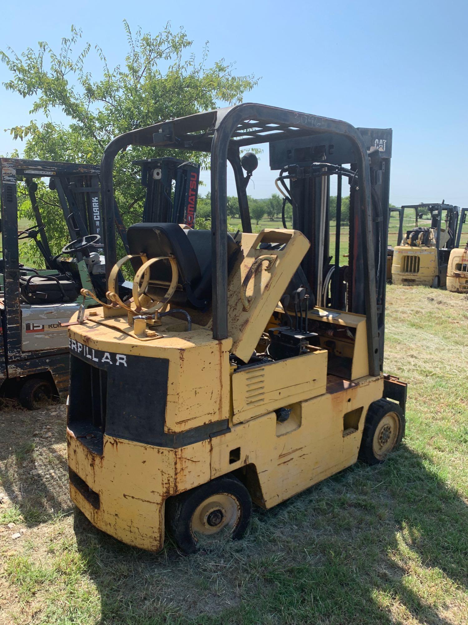 Cat T50D Forklift