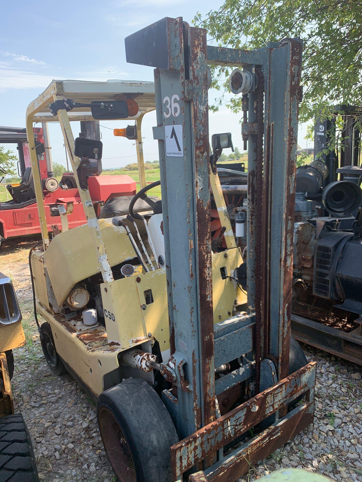 Allis-Chalmers c50 5000 lb forklift