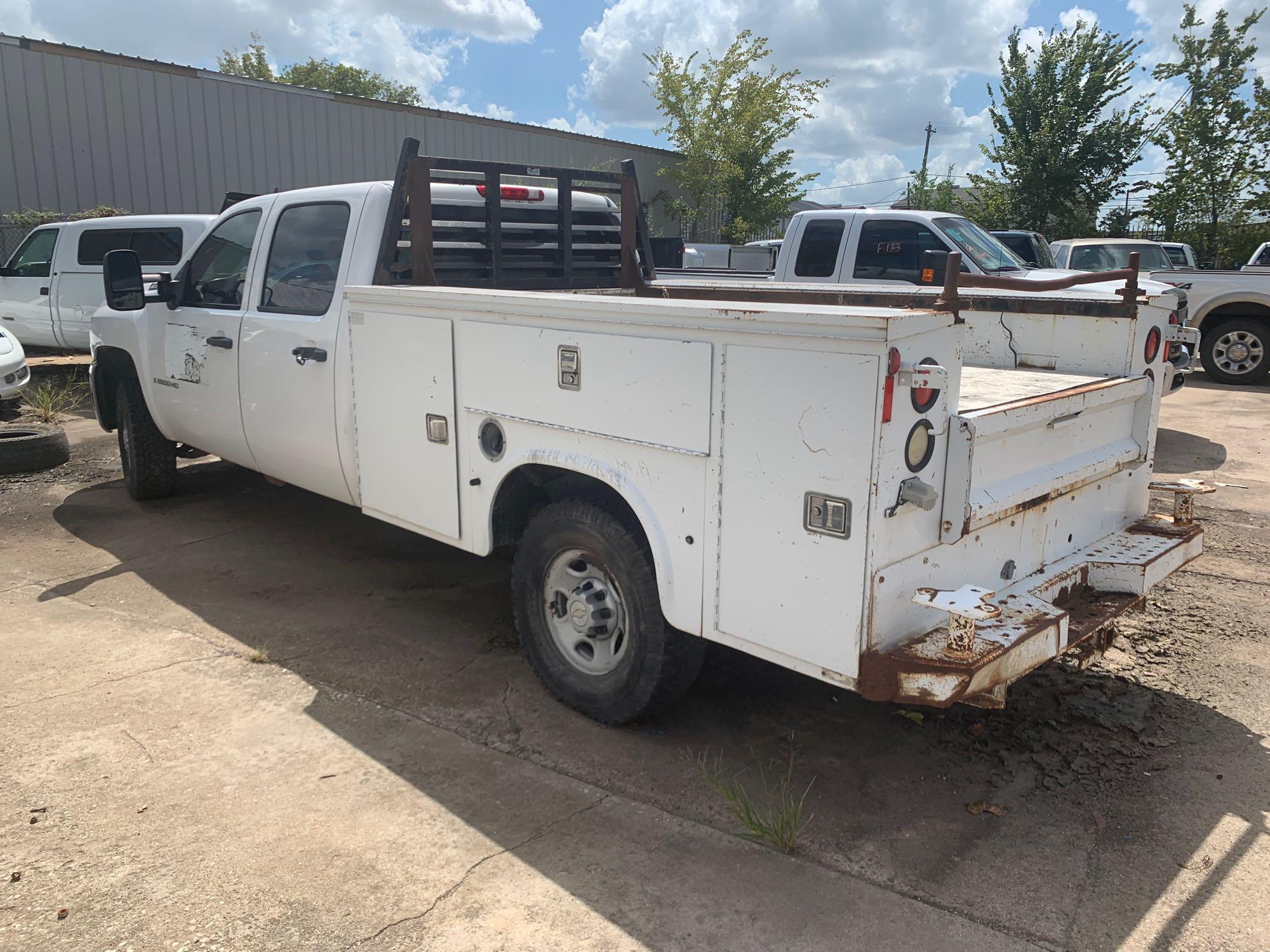 2008 Chevy 2500 Crew Cab Service Truck