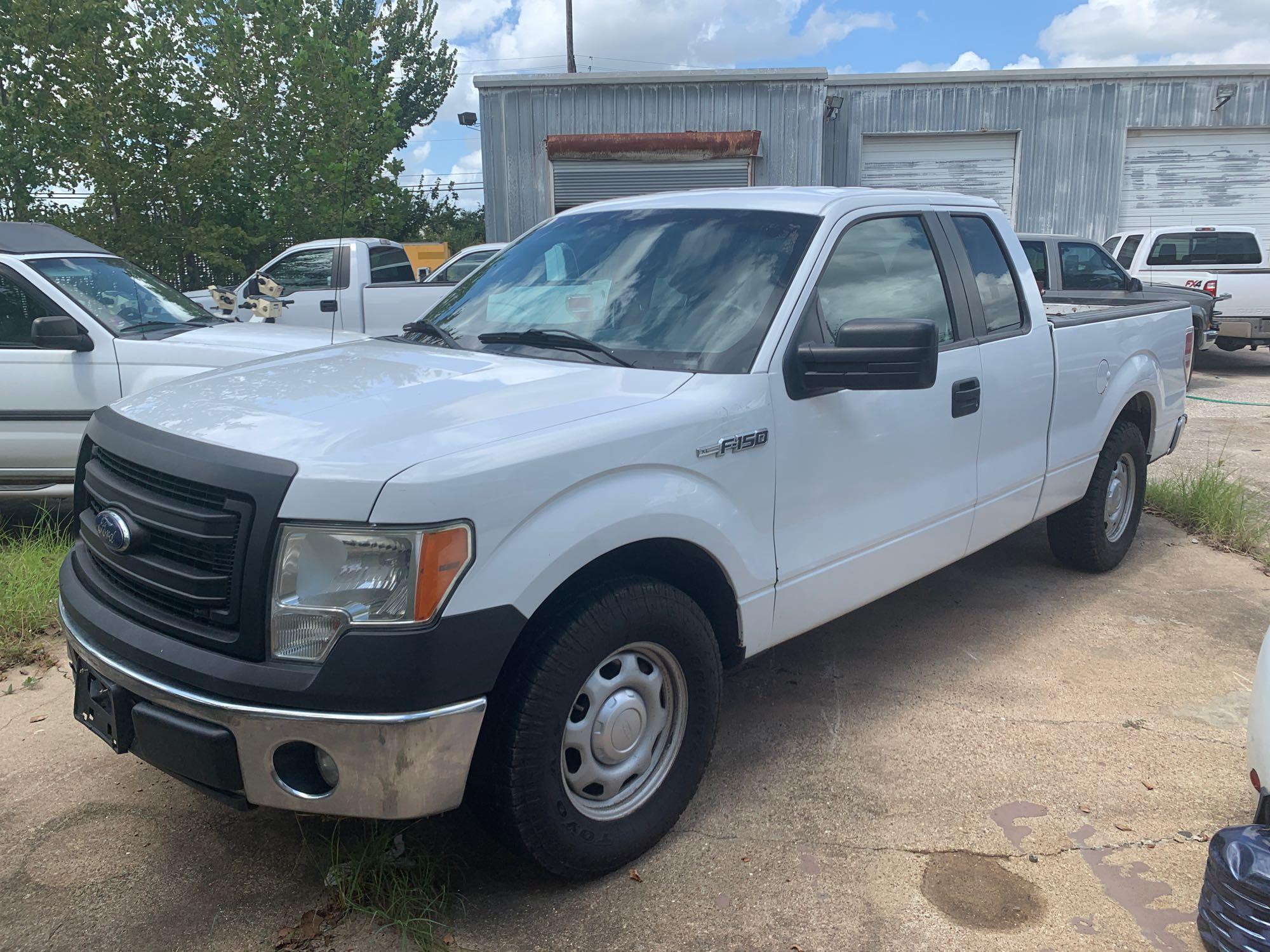 2014 Ford F150 Extended Cab Pickup Truck