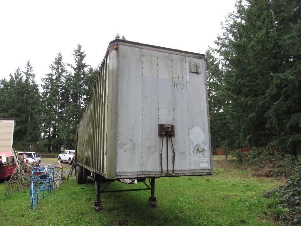 1975 Comet Semi Trailer. 45' long.. SPECIAL SHIPPING REQUIREMENTS