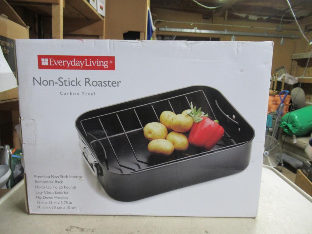 Nonstick Roaster. NO SHIPPING