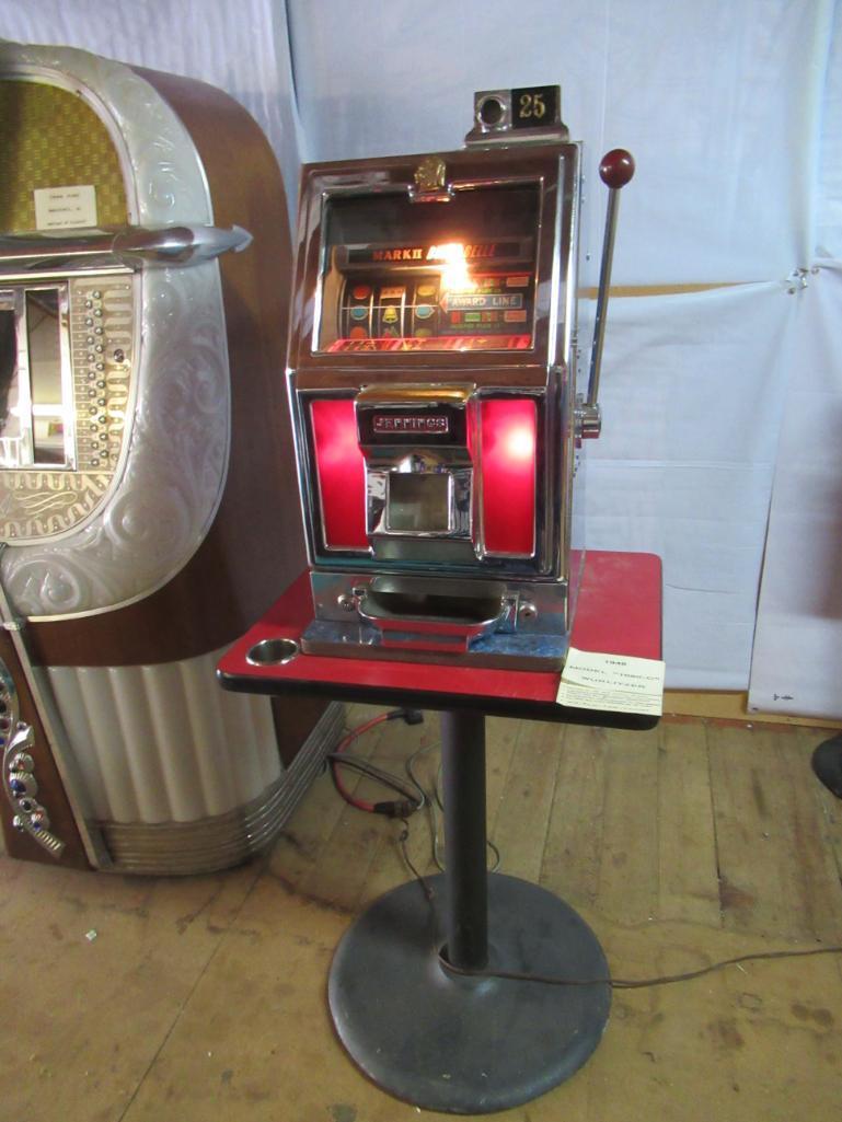 Jennings Mark II Bingo Belle 25 cent Slot Machine w/ Table. Works Great.