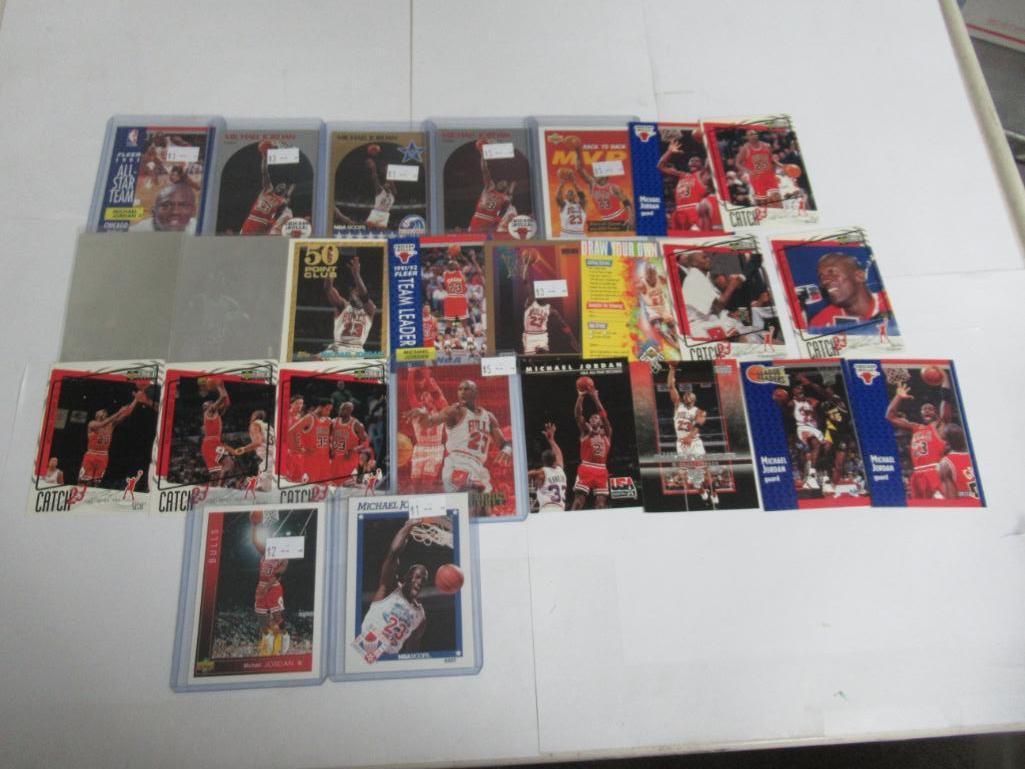 Lot of 25 Michael Jordan NBA Basketball Cards
