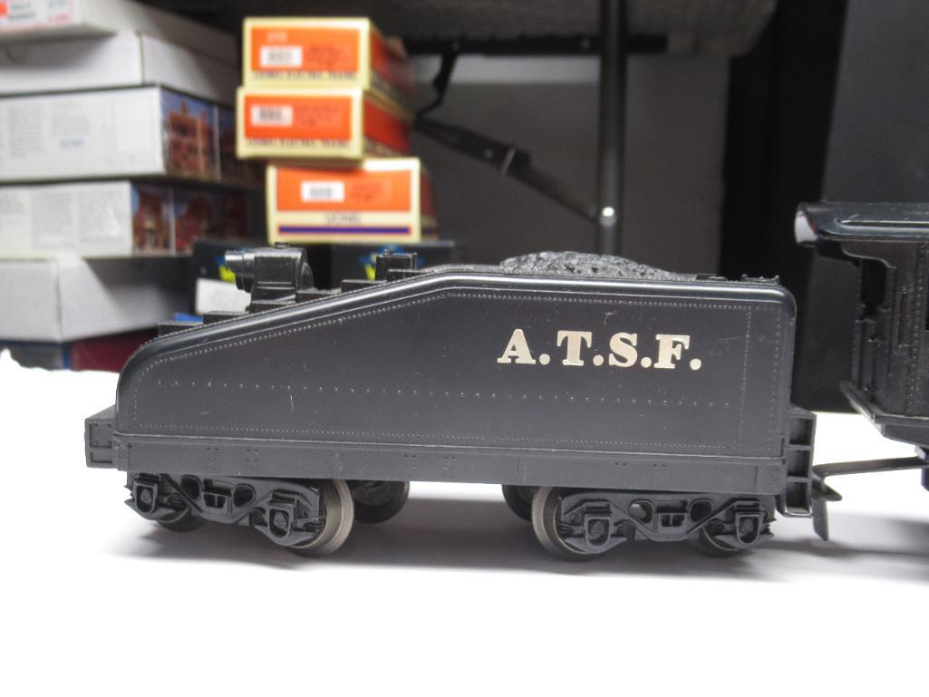 Lionel 8300 ATSF and tender