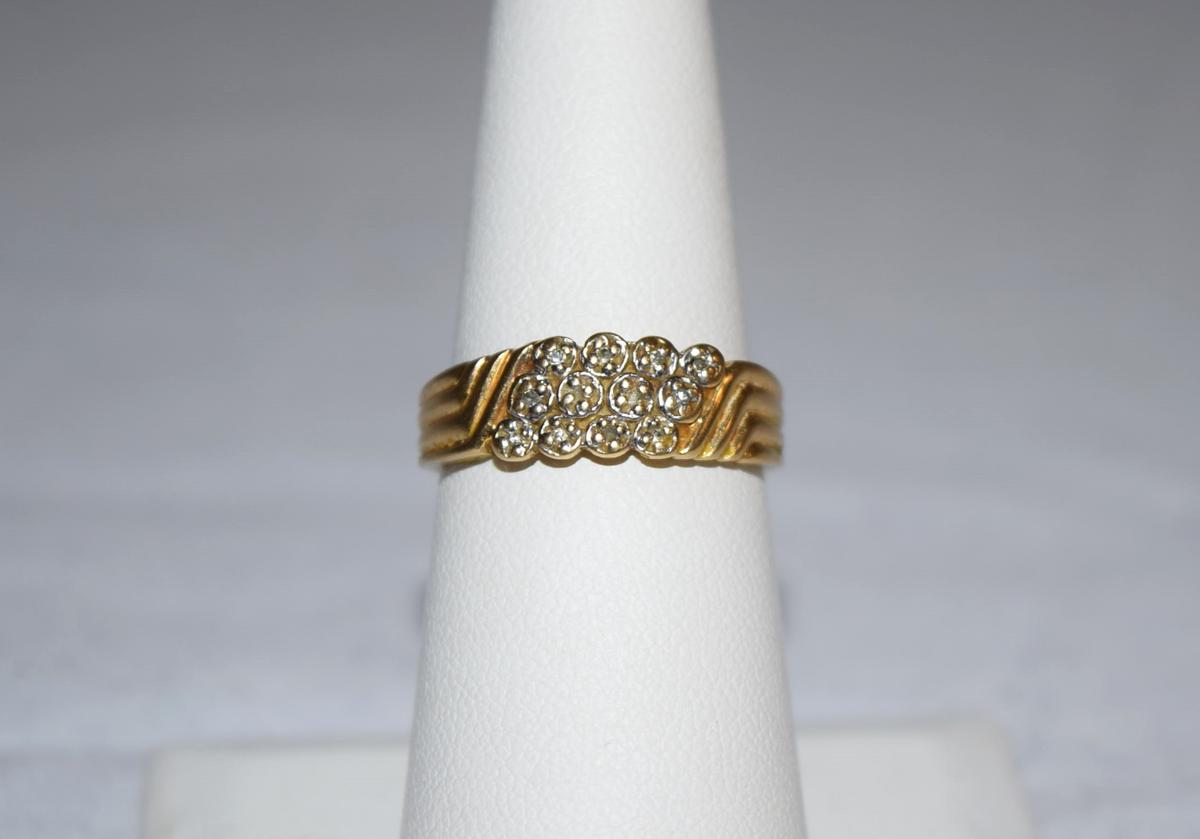 Estate 14K Yellow Gold Ladies Ring