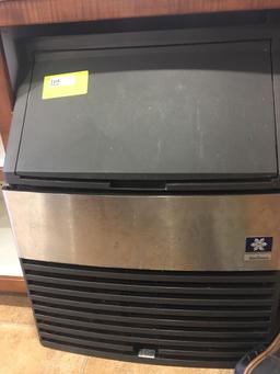 Manitowoc ice maker