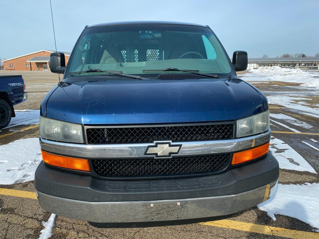 2004 Chevrolet Express Van, VIN # 1GCHG35U841151471