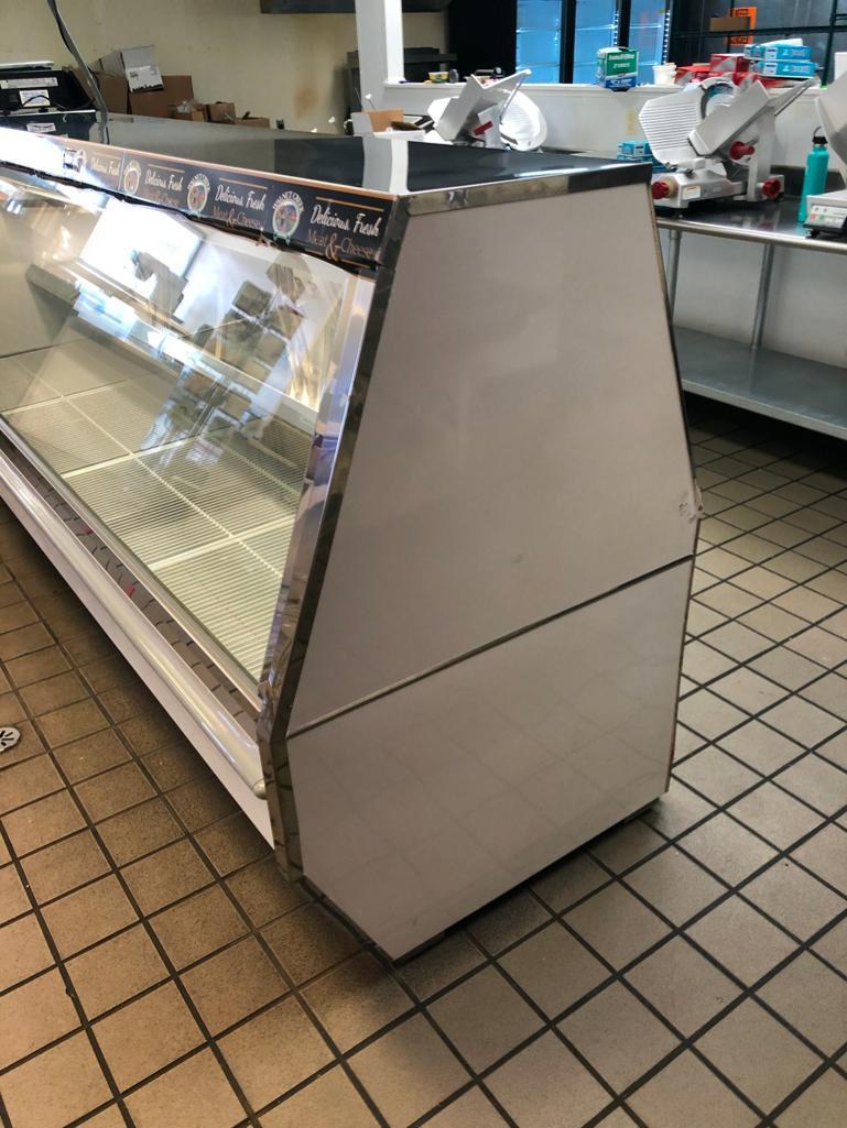 8' Deli Case