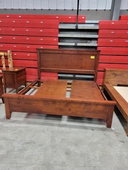 3 Pc. Cherry King Bed