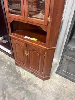 CHERRY CORNER HUTCH 39X79IN