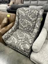 PEBBLE ACCENT CHAIR