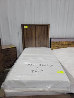 HICKORY TWIN 4 PC BEDROOM SET