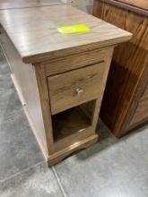 R OAK NIGHT STAND DRIFTWOOD 16X20X31IN