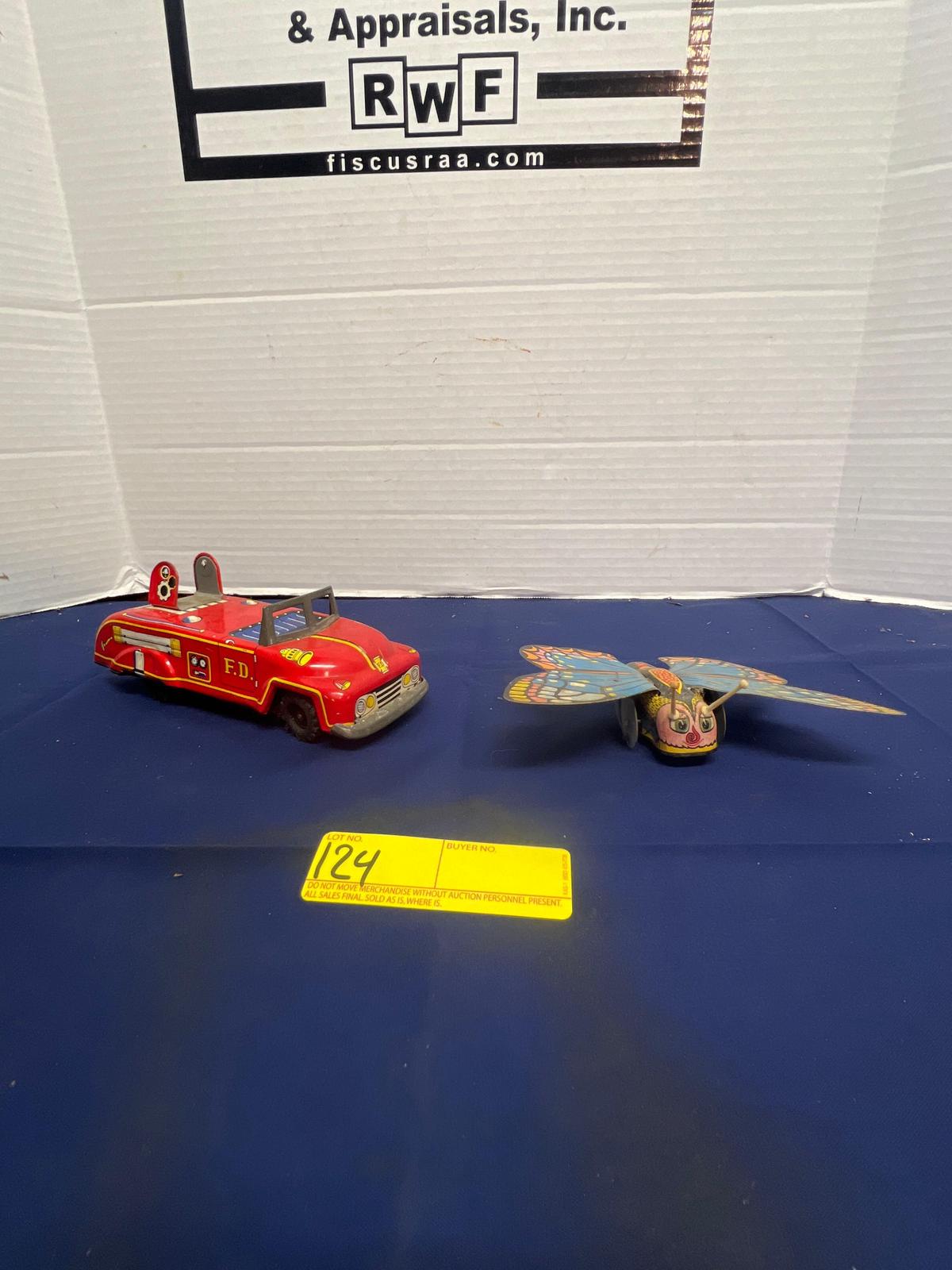 Tin toys (broke)