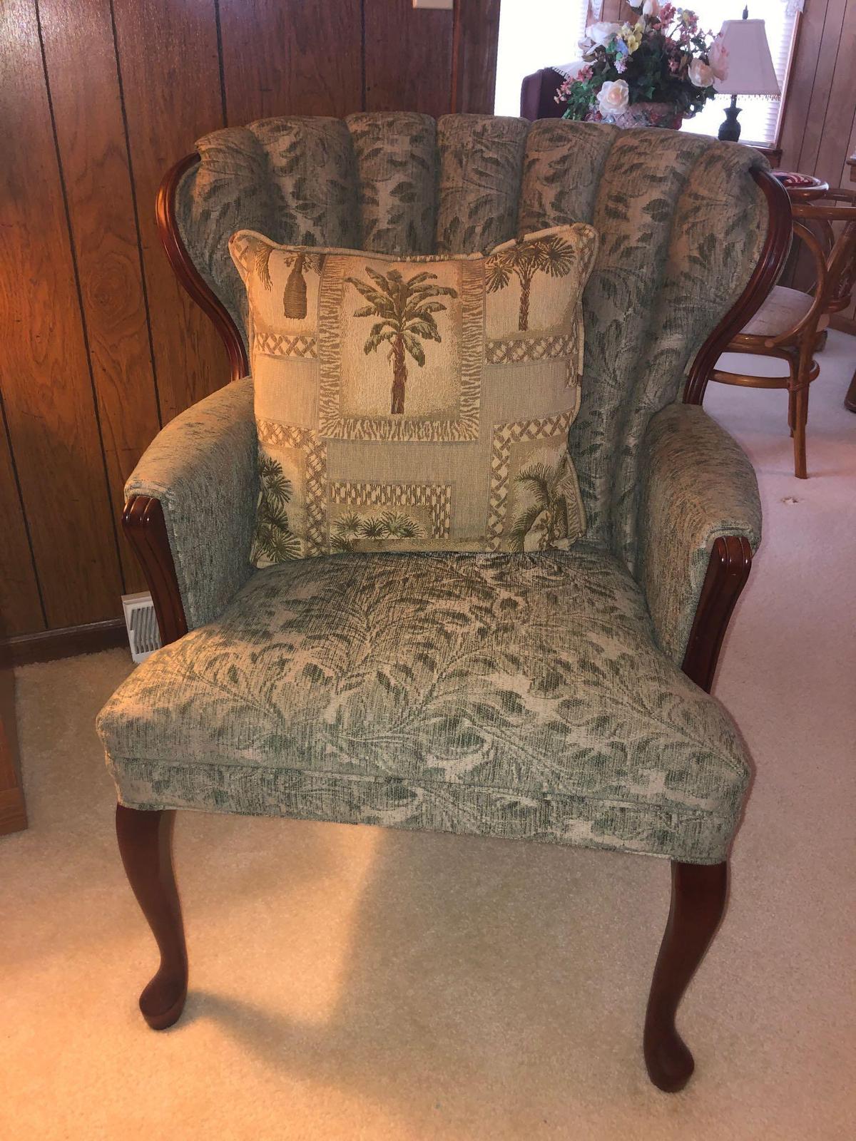 Wing back chair