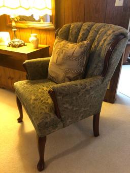 Wing back chair