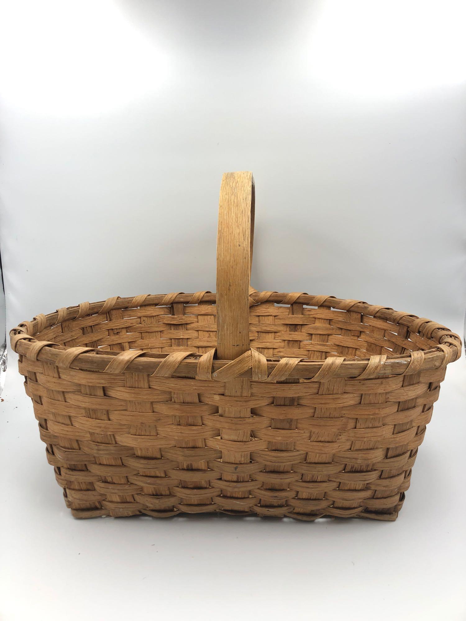 Split Oat Basket with nice Handle