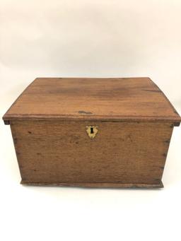 1700s Bottle Box - Cellarette?