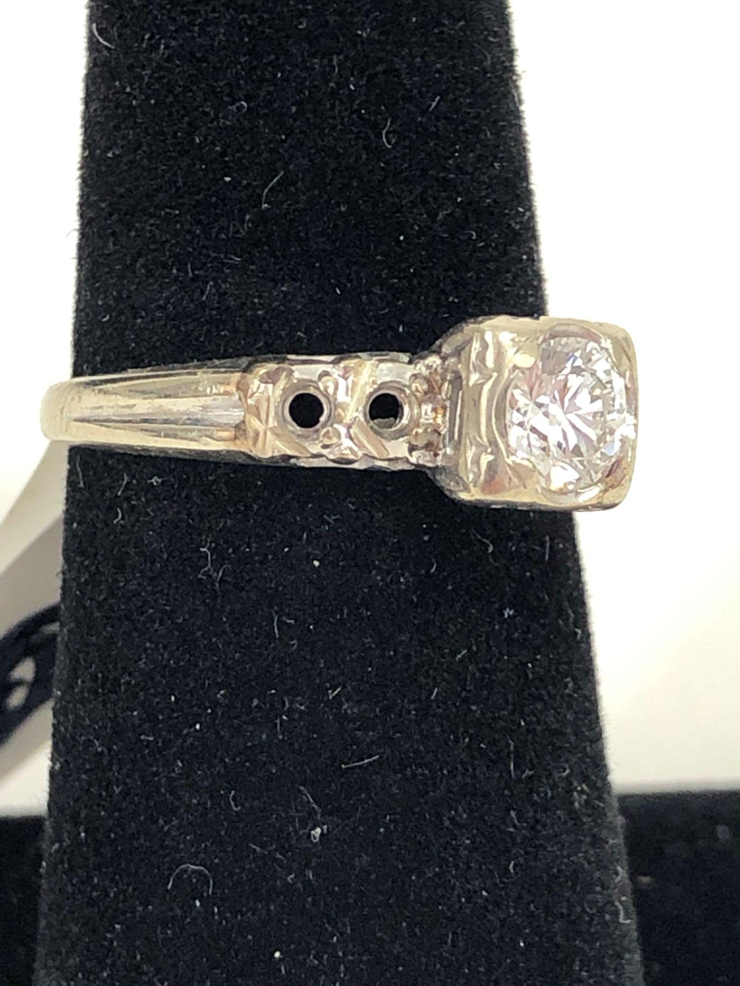 14k White Gold Vintage Diamond Ring