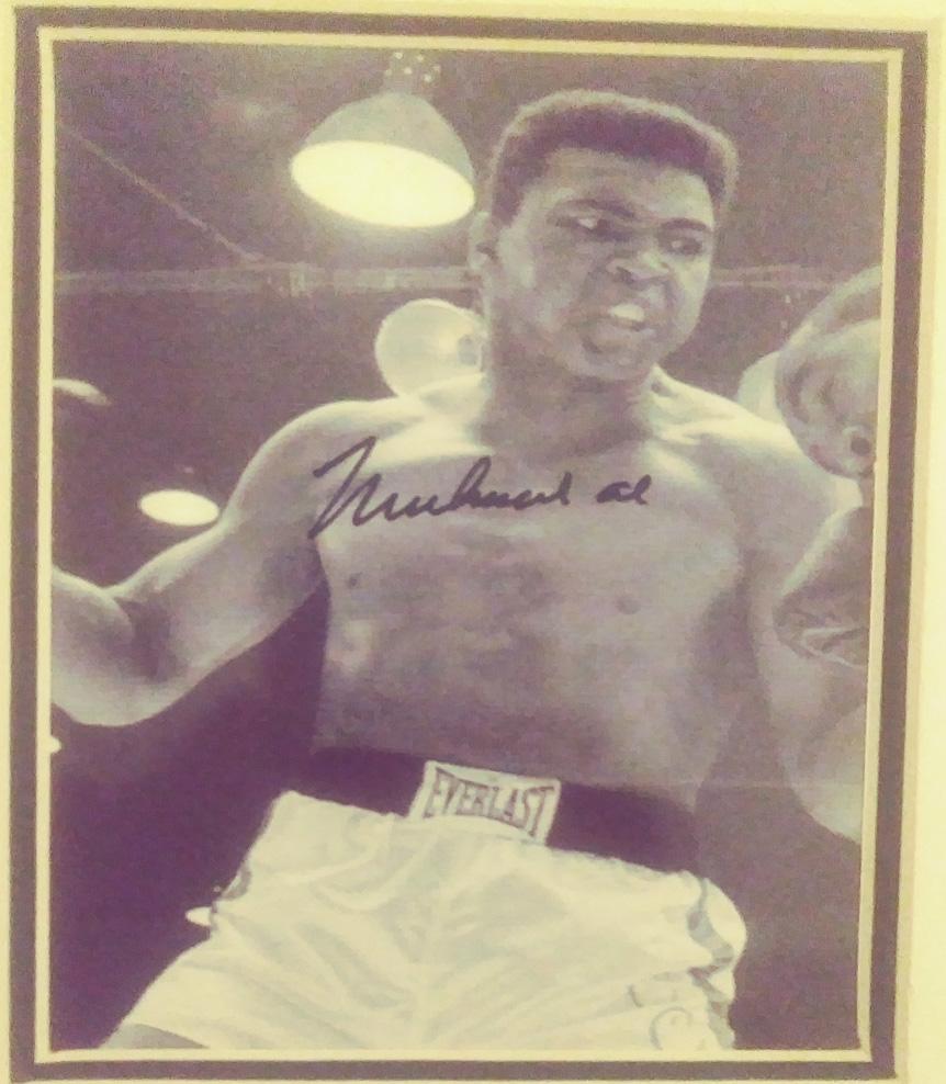 Muhhammed Ali 8 x 10 Photo with COA