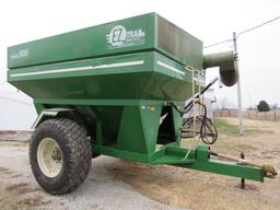 E-Z Trail 500 Grain Cart