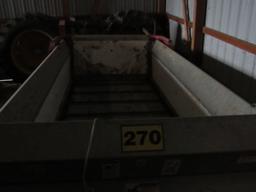 H&S 270 manure spreader double beater(like new)