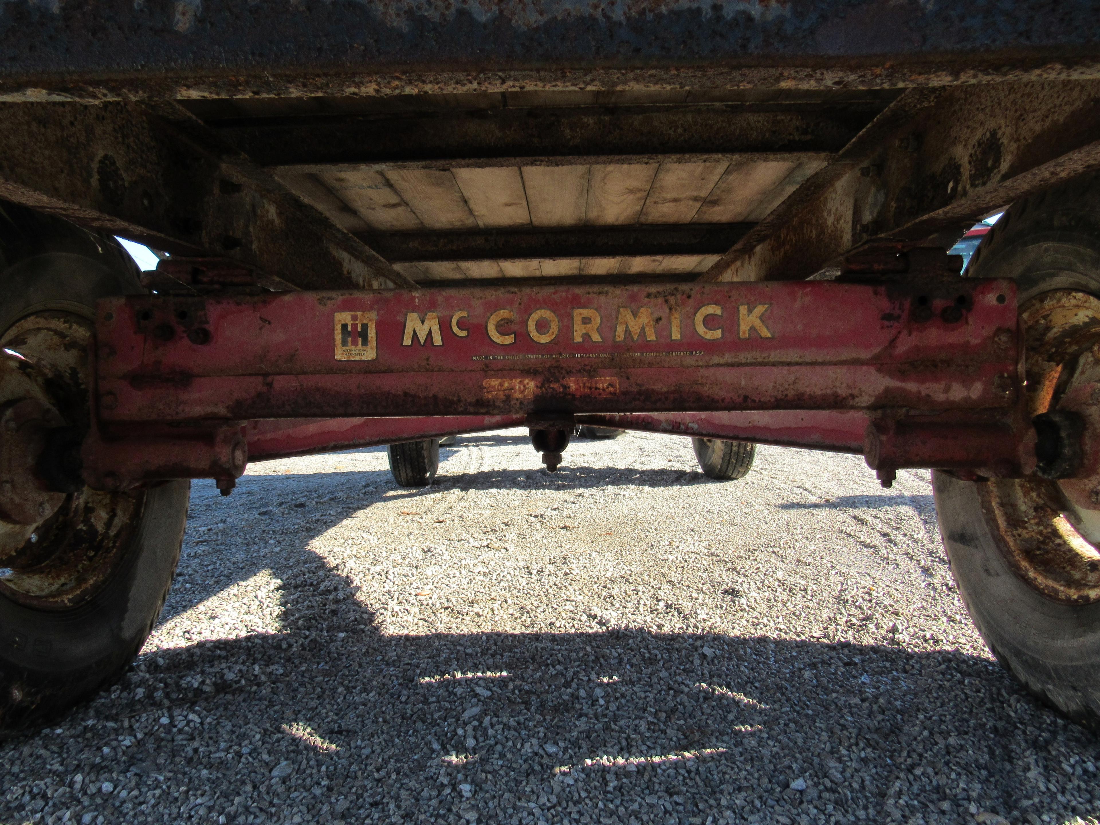 IH drying barge wagons 13'