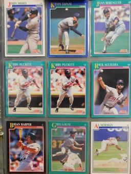 Lot of 9 Vintage Baseball Cards