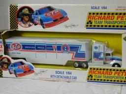 Diecast Richard Petty Transporter Cab