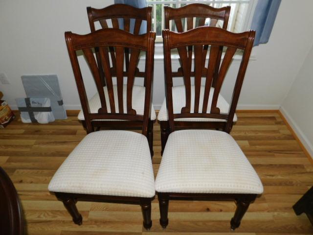 Set of 4 Dining Room Table Chairs