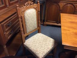 DINING ROOM TABLE WITH CHAIRS