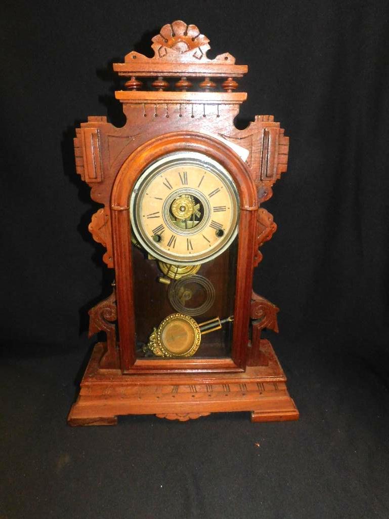 VINTAGE WOOD KITCHEN CLOCK