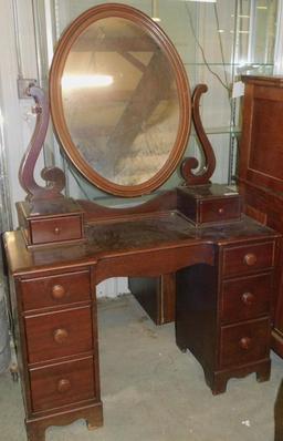 MAHOGANY WISHBONE DRESSER WITH GLOVE HOLDERS