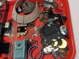 LOT WITH COSTUME JEWELRY