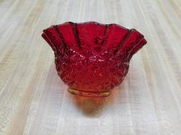 RUBY RUFFLED VASE