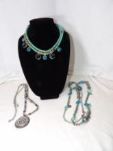 LOT OF (3) FASHION STATEMENT NECKLACES.