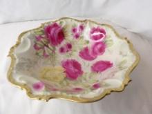 JOHANN SELTMANN GERMANY FINE PORCELAIN ANTIQUE SERVING BOWL WITH HAND PAINTED ROSE DETAIL AND GILDED