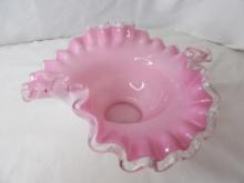 FENTON SILVERCREST PINK CASED RUFFLE BOWL. MATCHES LOT 97. APPROX 7.5" DIAMETER.