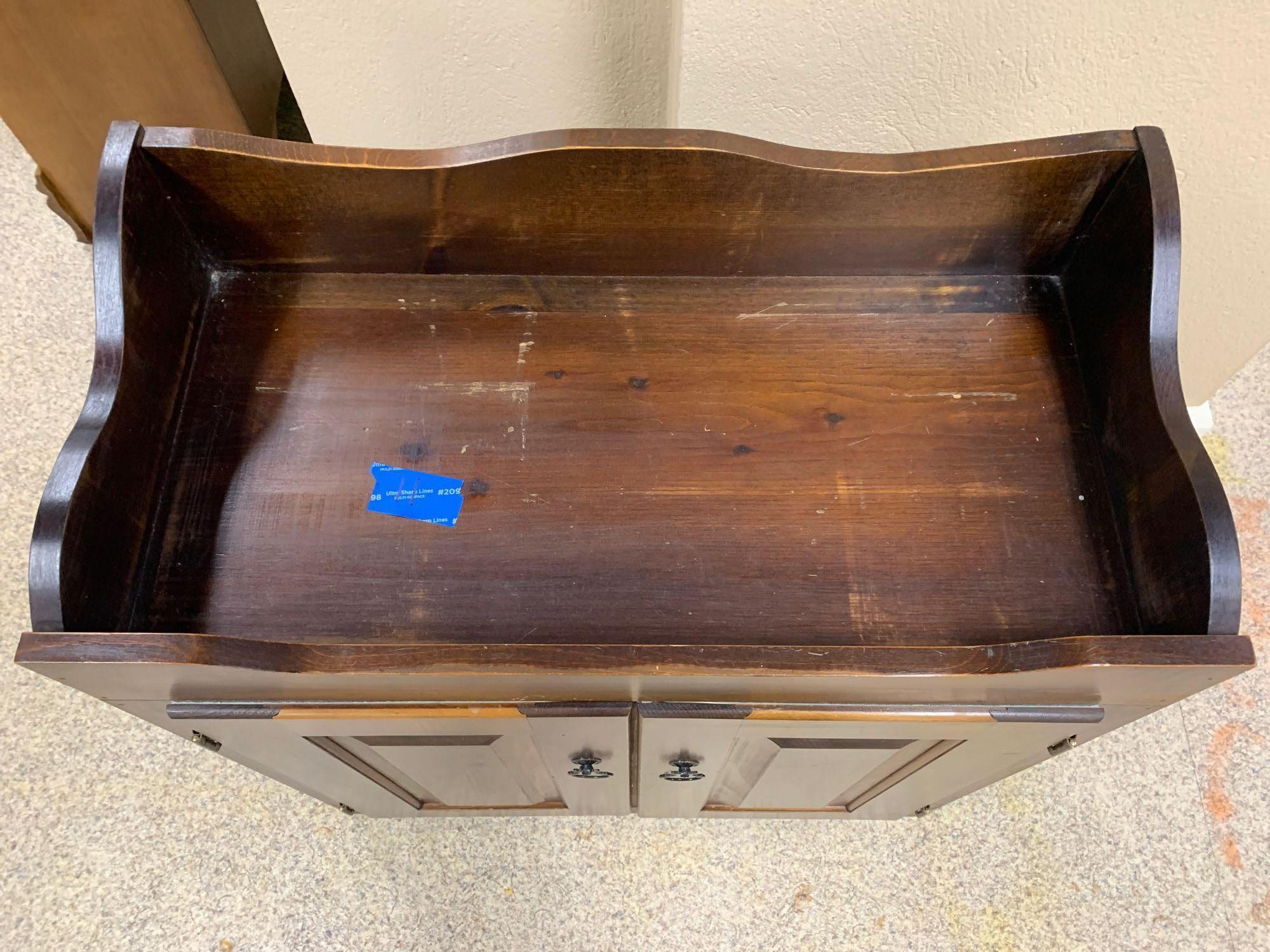 Small Dry sink