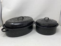 2 Enamel Roasters