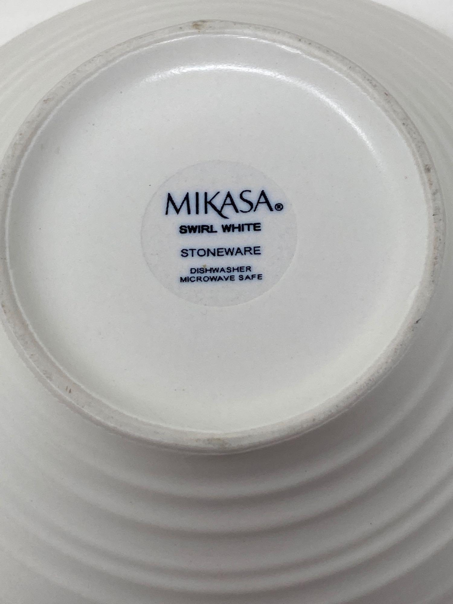 10 Mikasa "Swirl White" Soup Bowls