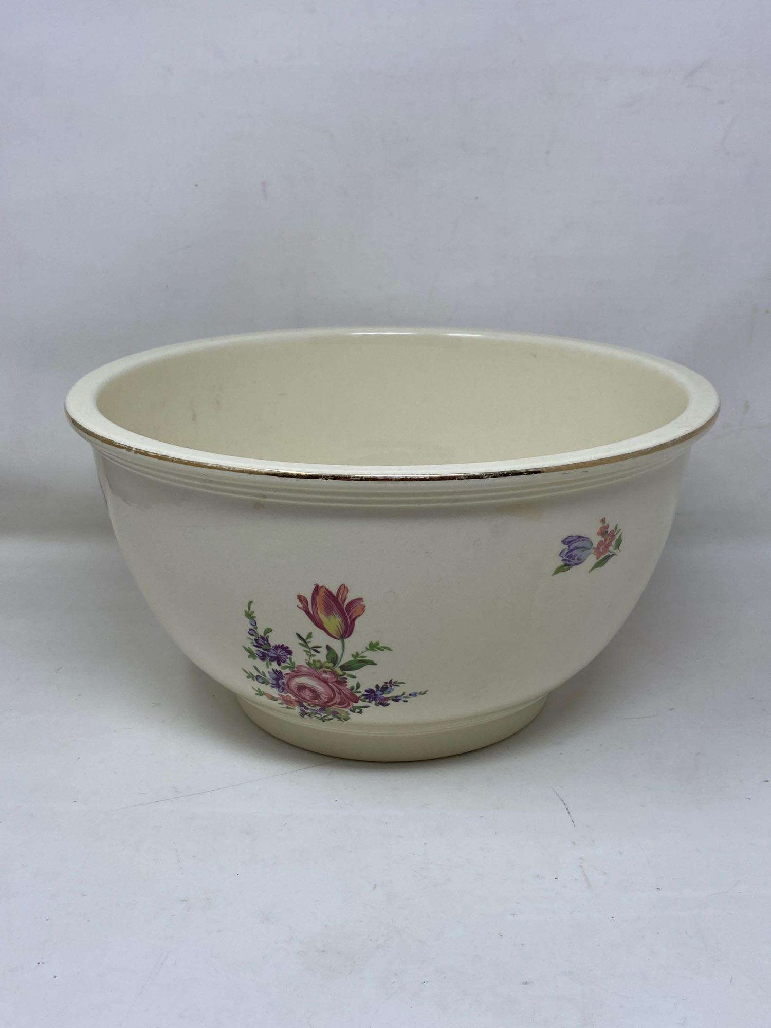 Floral Design Bowl, Plate and Pie Server