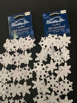 6 Strands of Snowflake Garland- 9 Ft. Lengths